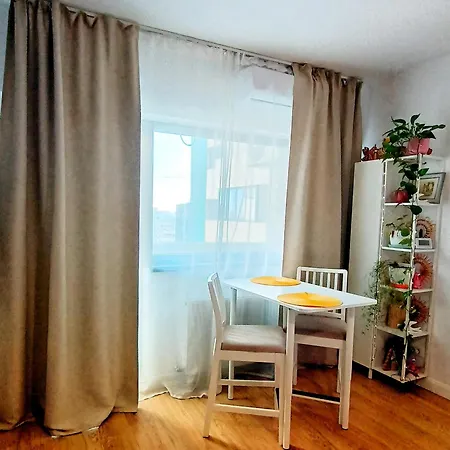 Sema White * Bükreş