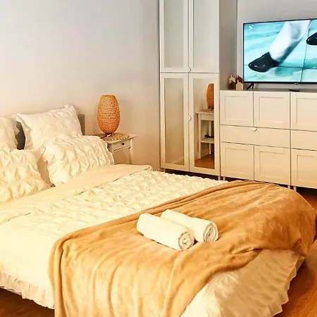 Sema White Apartment *